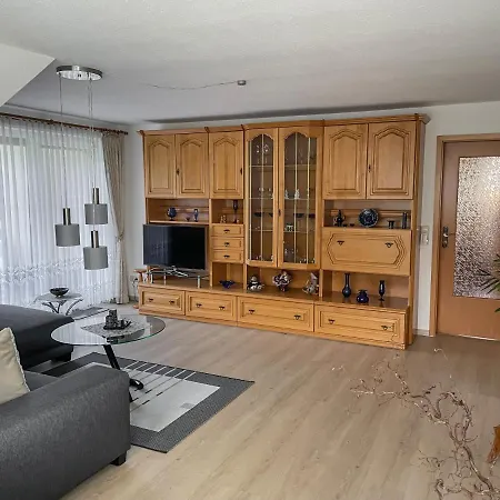 アパート In Ruhiger Waldrandlage *