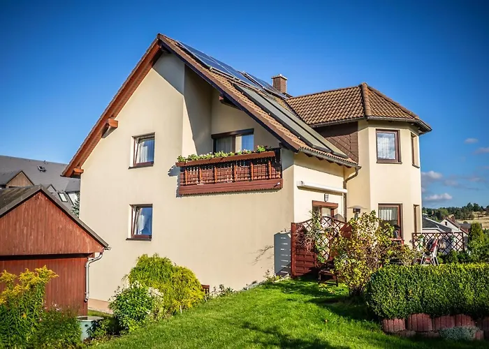 In Ruhiger Waldrandlage * Bärenstein