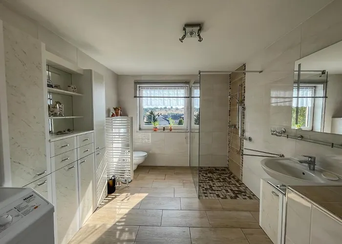 شقة In Ruhiger Waldrandlage Bärenstein